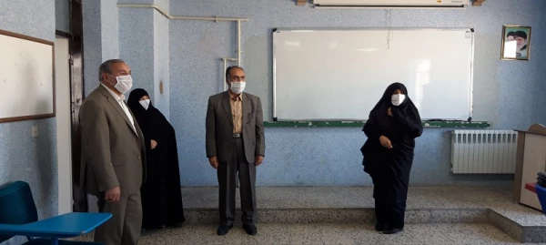 مدیرکل آموزش و پرورش استان از روند برگزاری مصاحبه داوطلبان ورود به دانشگاه فرهنگیان بازدید کرد