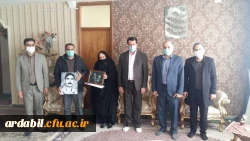 دیدار سرپرست مدیریت امور پردیس های استان  با خانواده شهید پورعلی 