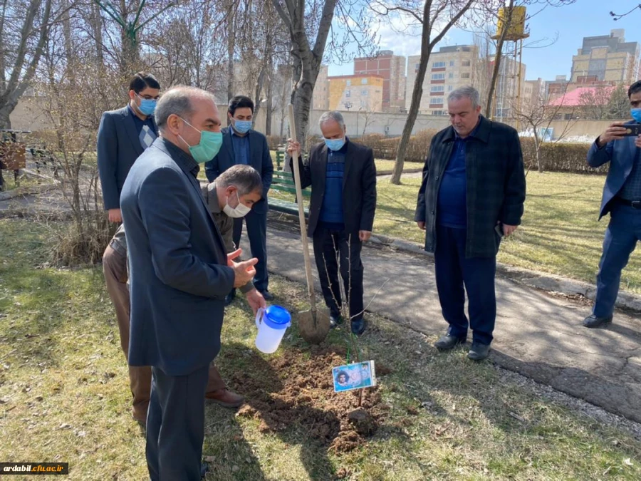 
مراسم بزرگداشت یاد شهدای دانشگاه فرهنگیان اردبیل 2