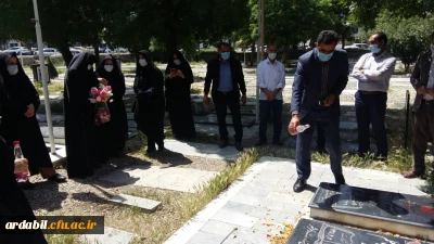 به مناسبت سوم خرداد، سالروز آزادسازی خرمشهر:

حضور کارکنان پردیس بنت الهدی صدر در مراسم گلباران و عطرفشانی گلزار شهدای استان