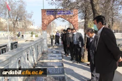 غبارروبی و عطرافشانی مزار شهدا به مناسبت هفته بسیج  6