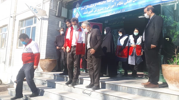 حضور اعضای جمعیت هلال احمر شهرستان نیر در واحد دانشگاهی آزادگان نیر