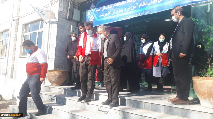 حضور اعضای جمعیت هلال احمر شهرستان نیر در واحد دانشگاهی آزادگان نیر