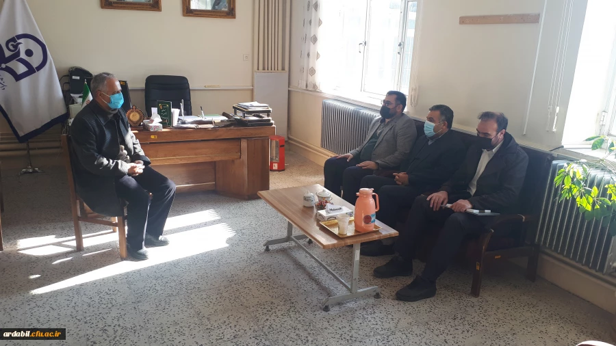 حضور جمعی از مسئولان کمیته امداد حضرت امام خمینی (ره) استان اردبیل در واحد دانشگاهی نیر