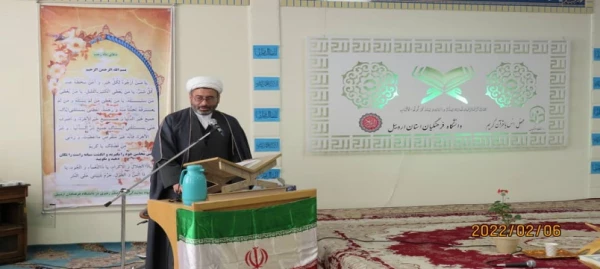  طرح کرسی های تلاوت و سلسله محافل انس با قران کریم 