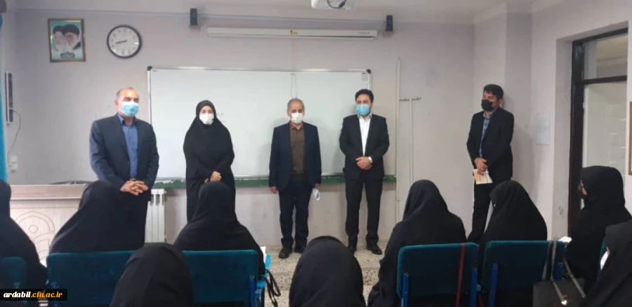 بازدید سرپرست مدیریت امور پردیس های استان از پردیس بنت الهدی صدر