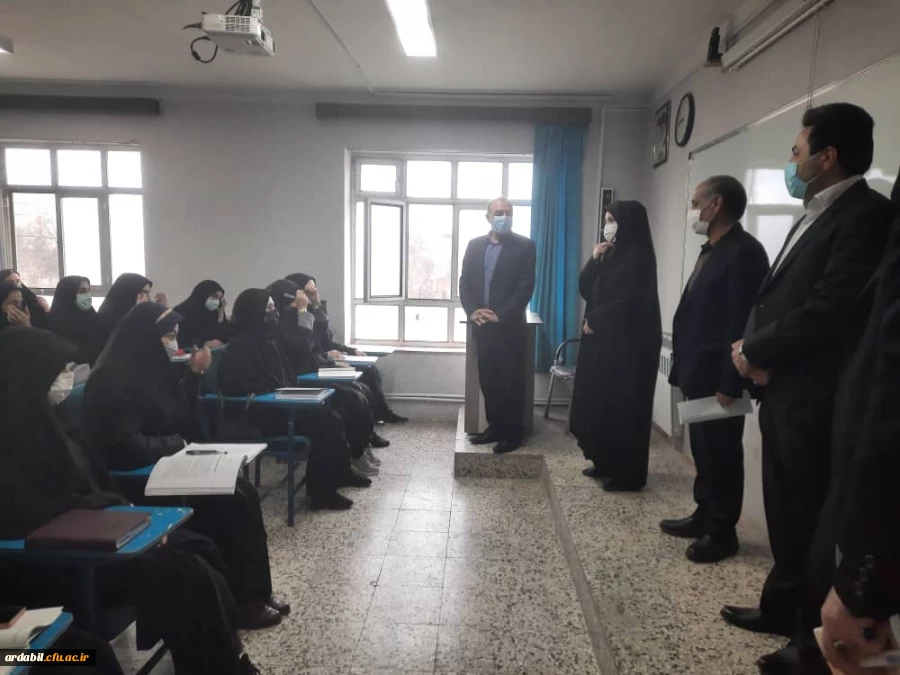 بازدید سرپرست مدیریت امور پردیس های استان از پردیس بنت الهدی صدر