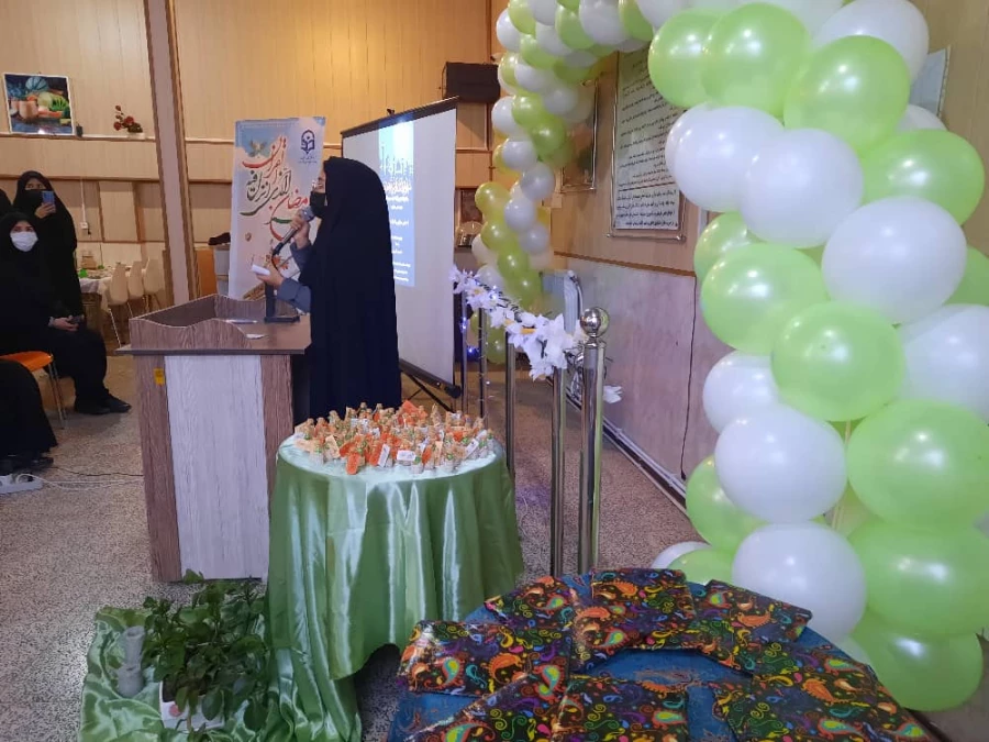  مراسم افطاری در پردیس بنت الهدی صدر