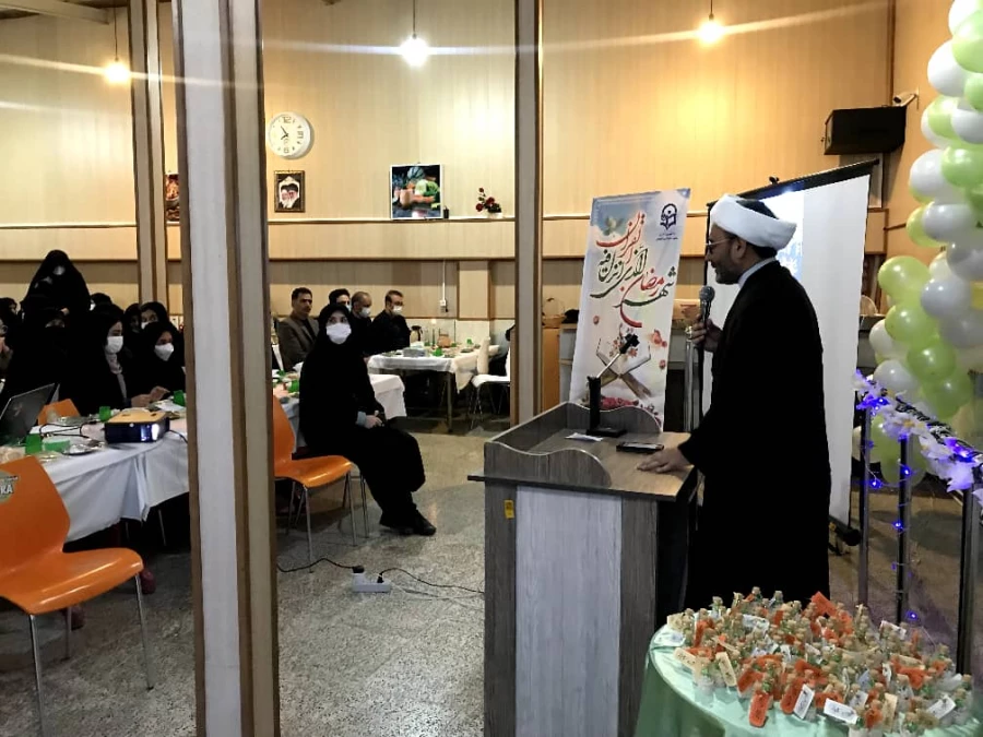  مراسم افطاری در پردیس بنت الهدی صدر