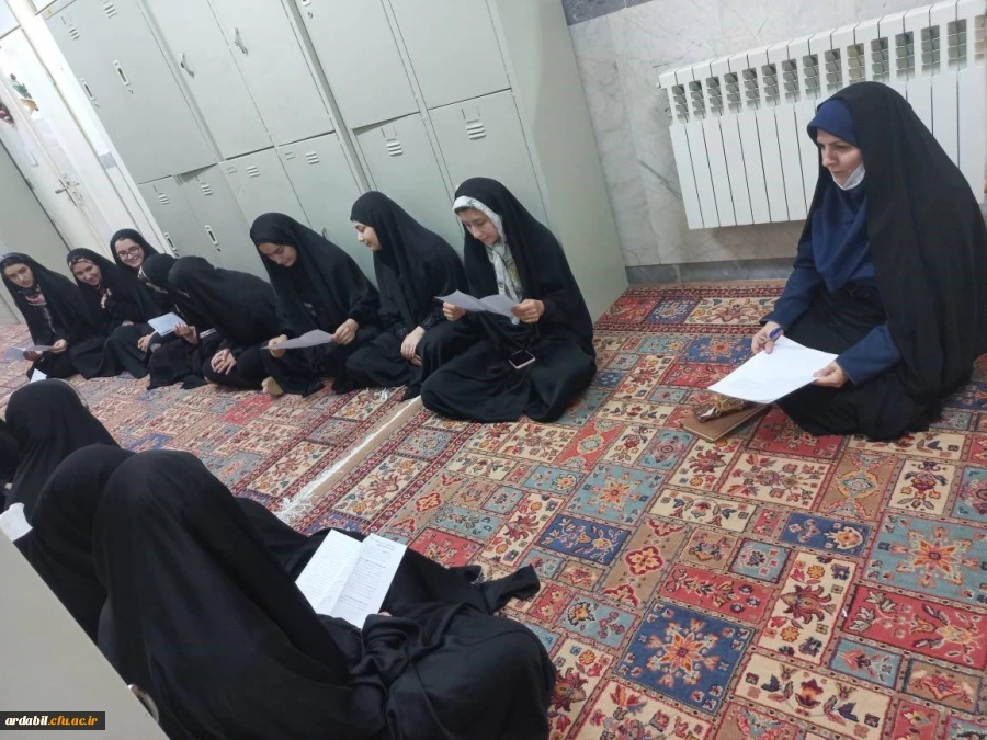 نشست صمیمی سرپرست شبانه روزی با دانشجومعلمان سرای دانشجویی 