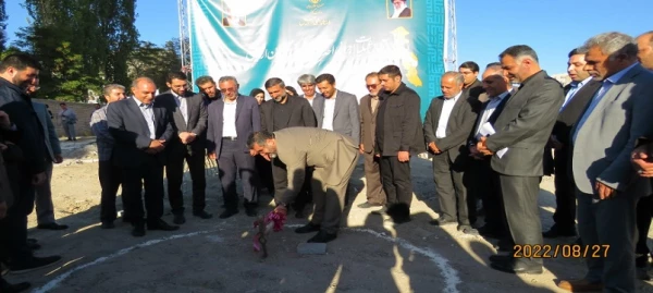 آیین کلنگ زنی مجموعه (320نفری) خوابگاهی و فرهنگی پردیس علامه طباطبایی دانشگاه فرهنگیان استان اردبیل 