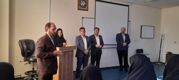 بازدید مدیر کل آموزش و پرورش استان از روند برگزاری کلاس های مهارت آموزان ماده 28