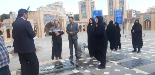 مراسم غبارروبی و عطر افشانی مزار مطهر شهدای دفاع مقدس استان