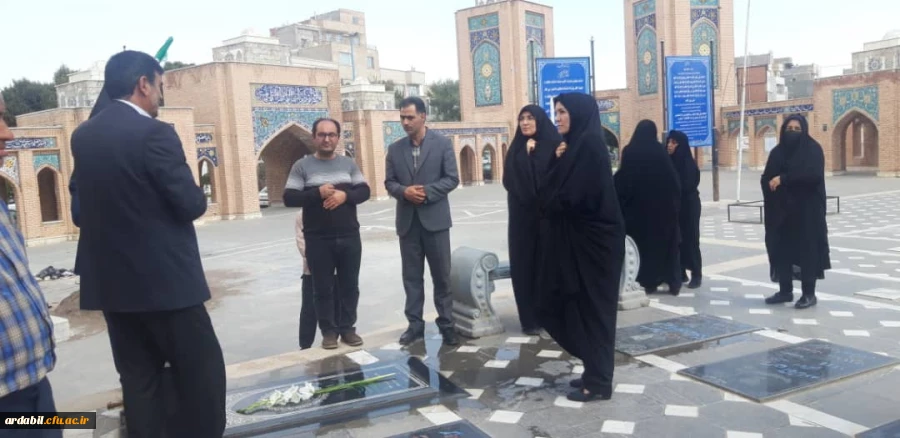 مراسم غبارروبی و عطر افشانی مزار مطهر شهدای دفاع مقدس استان