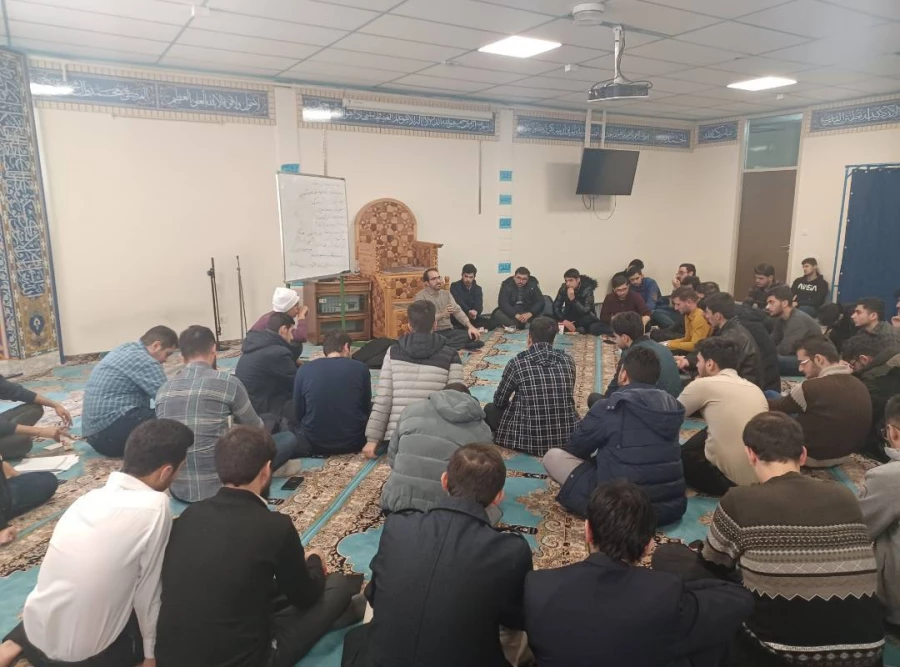 نشست صمیمی سرپرست دانشگاه فرهنگیان استان اردبیل با دانشجو معلمان پردیس علامه طباطبایی