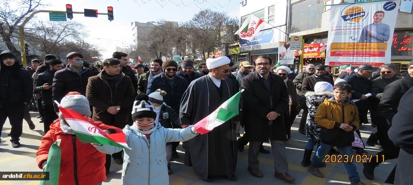 حضور کارکنان، اساتید و دانشجومعلمان دانشگاه فرهنگیان استان اردبیل در راهپیمایی ۲۲ بهمن