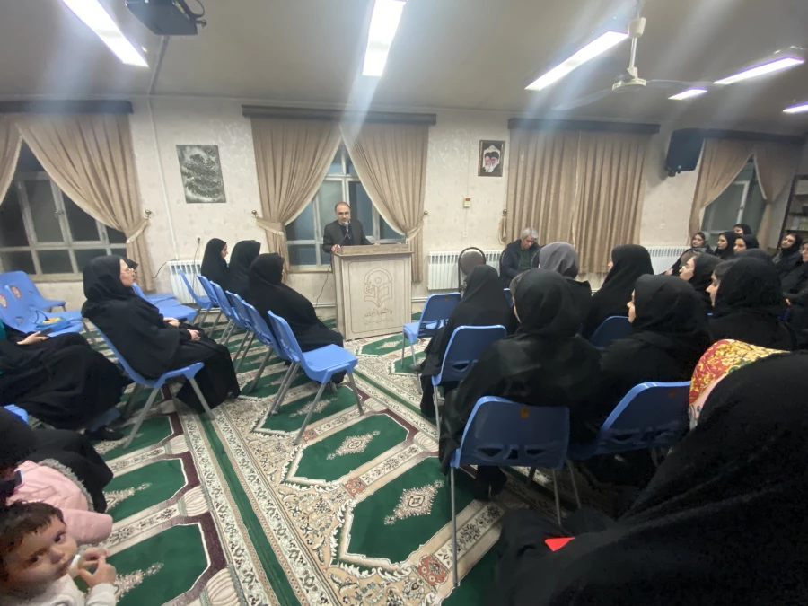  شب شعر دانشجویی در پردیس بنت الهدی صدر 