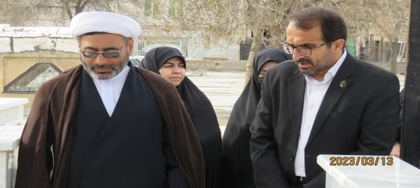 مراسم غبار روبی و عطرافشانی مزار شهدای استان اردبیل