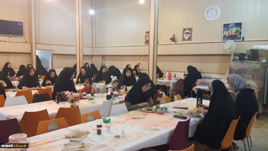 حضور سرپرست پردیس در افطاری دانشجومعلمان