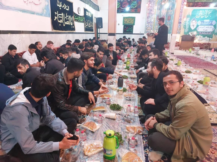 محفل انس با قران کریم در شب نوزدهم ماه مبارک رمضان با حضور پورشور دانشجو معلمان