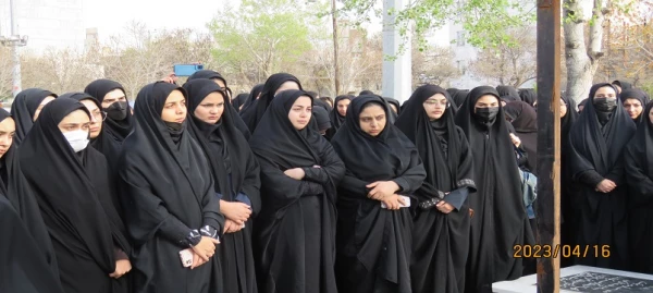 مراسم غبار روبی و عطرافشانی مزار شهدای استان اردبیل