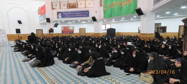 ویژه برنامه ضیافت نور در پردیس بنت الهدی صدر