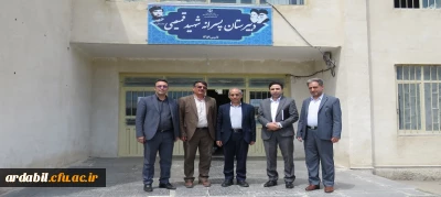 به مناسبت گرامیداشت روز معلم:

بازدید مسئولان و مدیران گروه های آموزشی دانشگاه از مدارس مجری طرح کارورزی