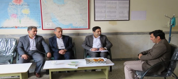 بازدید مسئولان و مدیران گروه های آموزشی دانشگاه از مدارس مجری طرح کارورزی