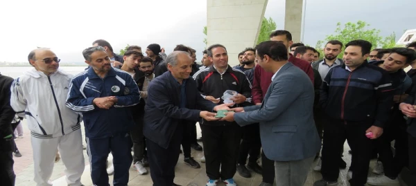 همایش پیاده روی اساتید، کارکنان و دانشجومعلمان دانشگاه فرهنگیان استان اردبیل