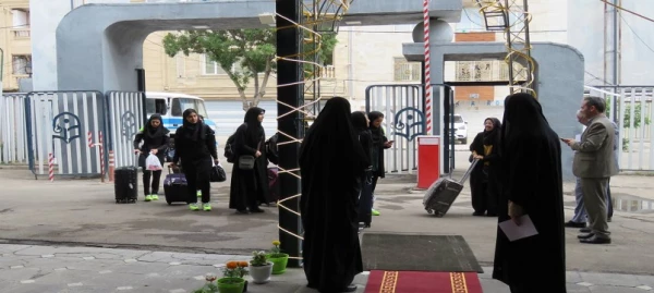 ورود تیم های شرکت کننده لیگ کشوری والیبال دانشجومعلمان دانشگاه فرهنگیان به استان اردبیل