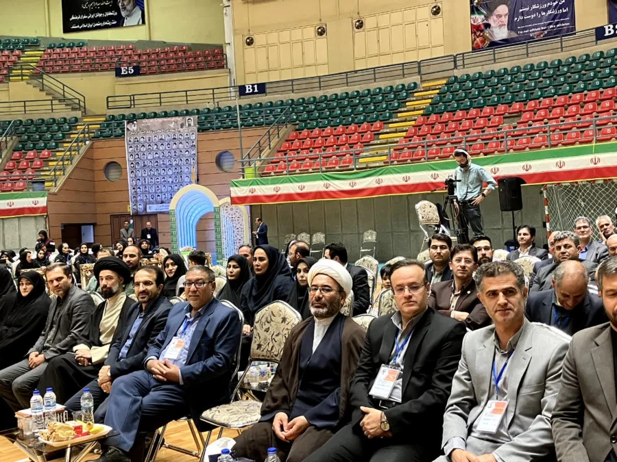 ایین افتتاحیه اولین لیگ کشوری دانشجومعلمان دانشگاه فرهنگیان 