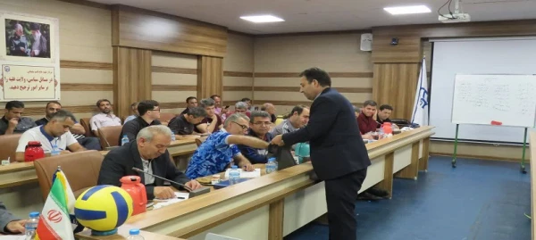 جلسه هماهنگی لیگ فوتسال با سرپرستان تیم های شرکت کننده در دانشگاه فرهنگیان اردبیل