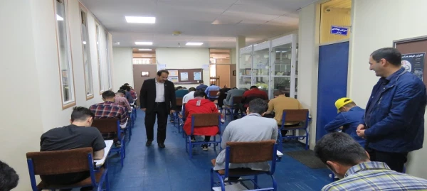 بازدید سرپرست دانشگاه فرهنگیان استان اردبیل از روند برگزاری امتحانات پایانی نیمسال دوم سال تحصیلی 1402-1401