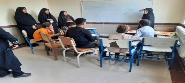 بازدید سرپرست پردیس از اردوی جهادی عهد خدمت دانشجومعلمان بسیجی 