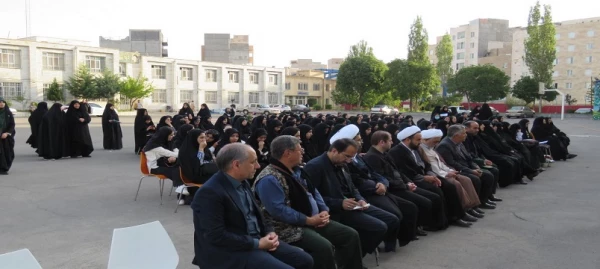 اعزام دانشجویان دختر استان اردبیل به مناطق عملیاتی شمالغرب 