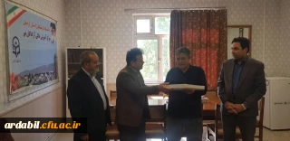 تجلیل از خانواده های شهدا در مرکز آموزش عالی آزادگان نیر 