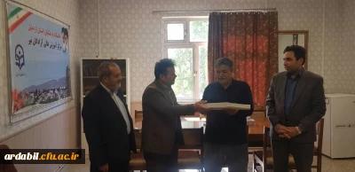 تجلیل از خانواده های شهدا در مرکز آموزش عالی آزادگان نیر 