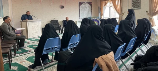 نشست صمیمی سرپرست مدیریت امور پردیس های دانشگاه فرهنگیان اردبیل با دانشجومعلمان 