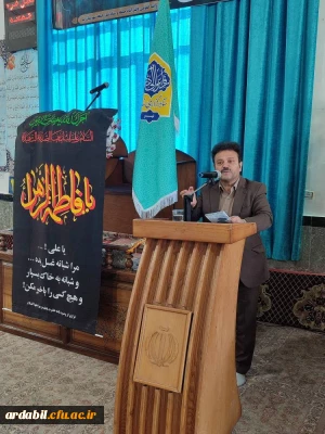 به مناسبت روز دانشجو:

سخنرانی رئیس مرکز آموزش عالی آزادگان نیر پیش از خطبه های نماز جمعه 