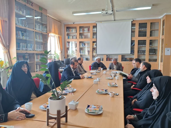 آیین تکریم و معارفه معاون دانشجویی توسعه منابع و معارفه معاون اموزشی؛ فرهنگی و پژوهشی پردیس بنت الهدی صدر