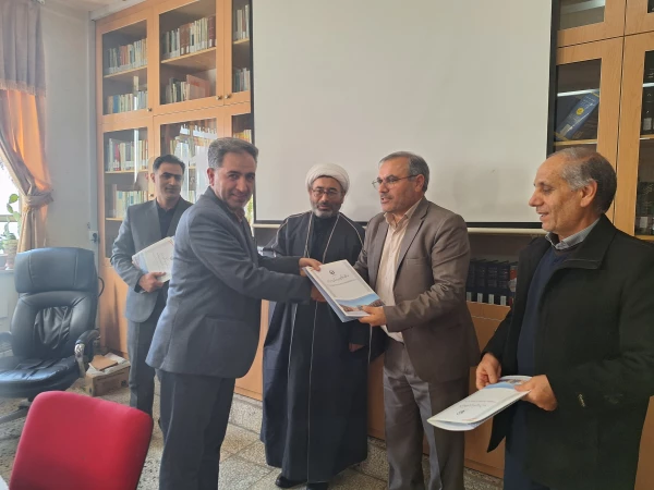 آیین تکریم و معارفه معاون دانشجویی توسعه منابع و معارفه معاون اموزشی؛ فرهنگی و پژوهشی پردیس بنت الهدی صدر