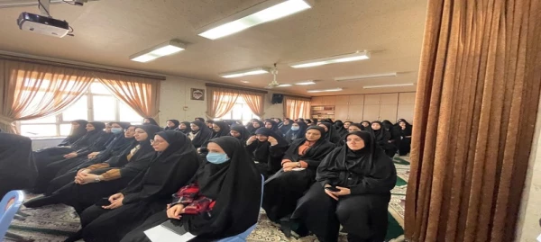 گفتمان الگوی سوم زن در انقلاب اسلامی ایران 