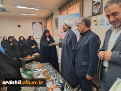 نشست معرفتی و بصیرتی به مناسبت گرامیداشت مقام زن و روز مادر  