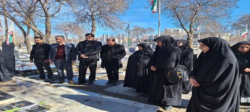 مراسم غبارروبی گلزار شهدای آرامستان ججین اردبیل در آستانه یوم الله 22بهمن 