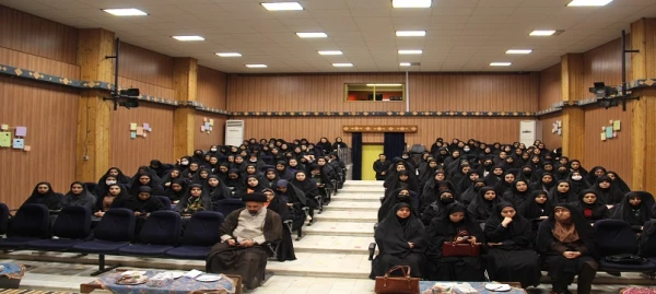 نشست تبیین نقش مشارکت سیاسی زنان و عوامل اجتماعی موثر بر آن 