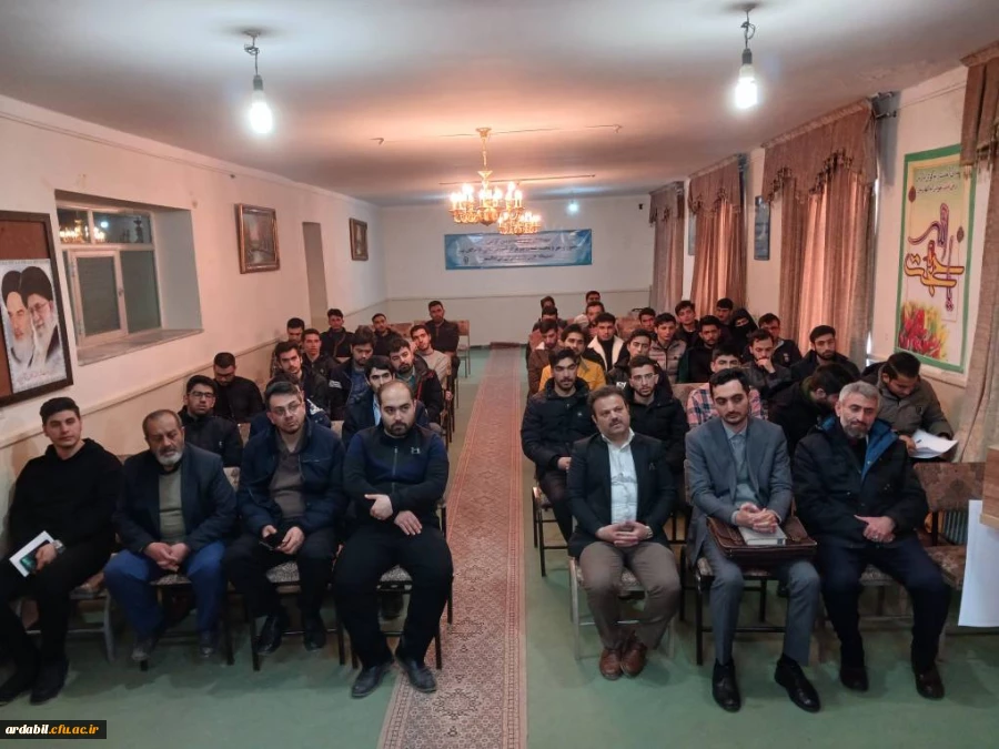 برگزاری تریبون آزاد انتخابات در مرکز آموزش عالی آزادگان نیر