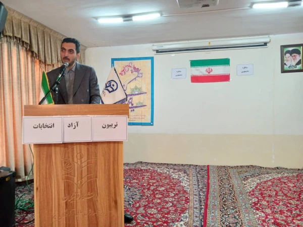 برگزاری تریبون آزاد انتخابات در مرکز آموزش عالی آزادگان نیر