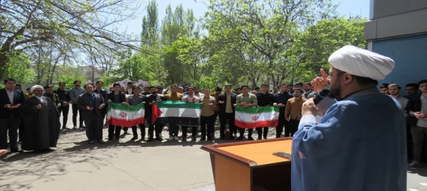 تجمع اساتید، کارکنان و دانشجومعلمان در حمایت از خیزش دانشجویان در آمریکا