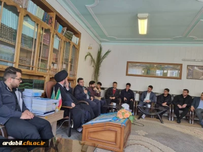  به مناسبت هفته معلم : 

دیدار دانشجومعلمان دانشگاه فرهنگیان استان اردبیل با نماینده ولی فقیه استان