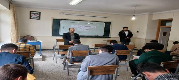 مسابقه کتابخوانی اکسیر وحی در مرکز آزادگان نیر